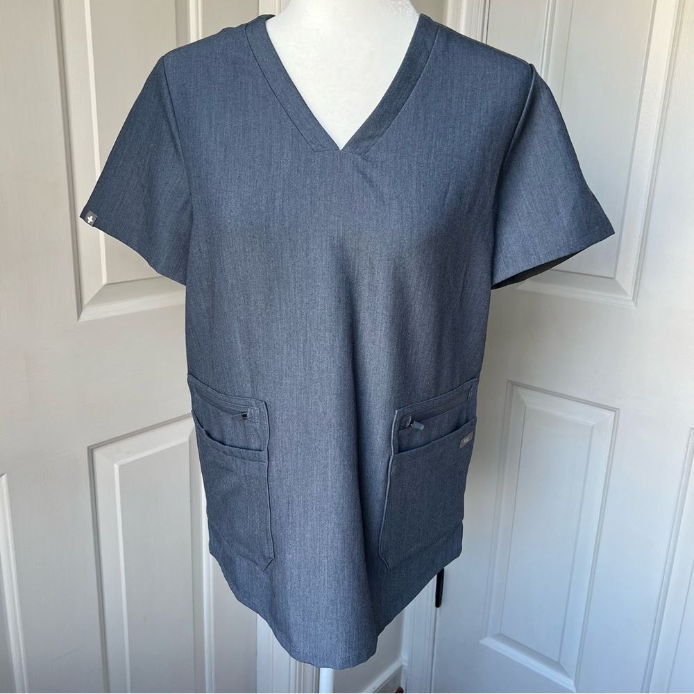 Figs Maternity Technical Grayish Blue Scrub Top Size S